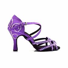Tacones de dama color morado